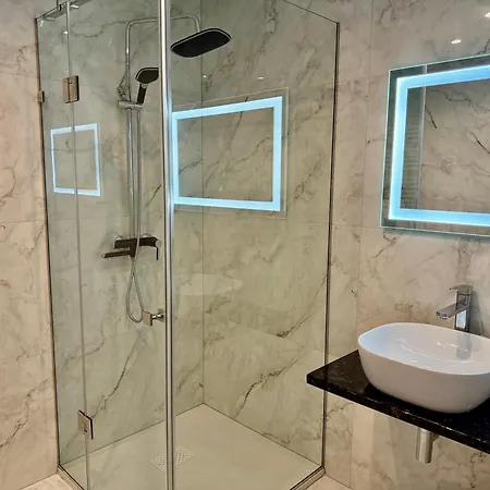 царська гора 汽车旅馆 Mizhhirya (Transcarpathia)