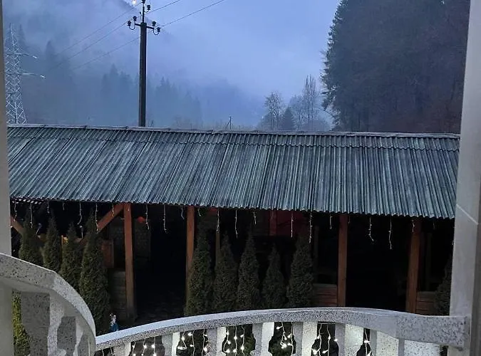 царська гора Motel Mizhhirya (Transcarpathia)